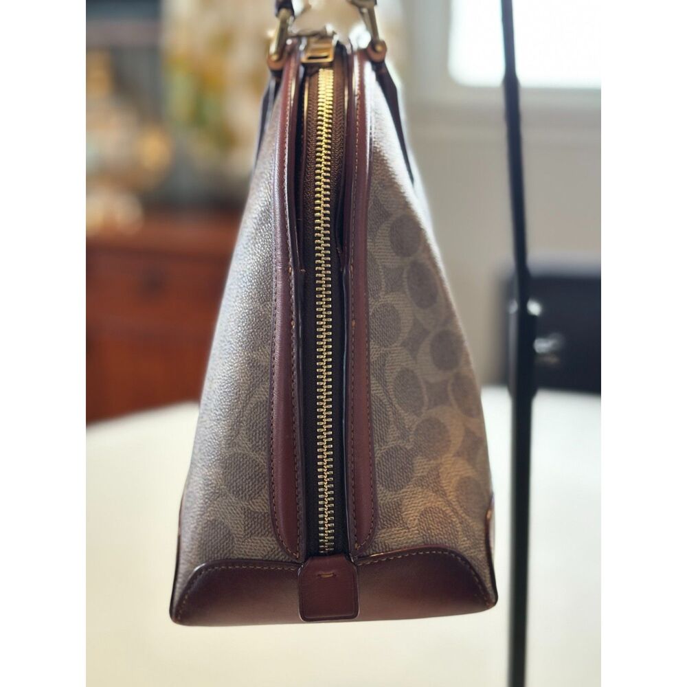 Coach Quinn Signature Canvas Satchel Bag - Picture 4 of 10